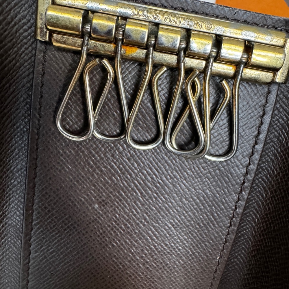 Louis Vuitton Key Card Holder 6 rings + free project piece - Picture 9 of 17